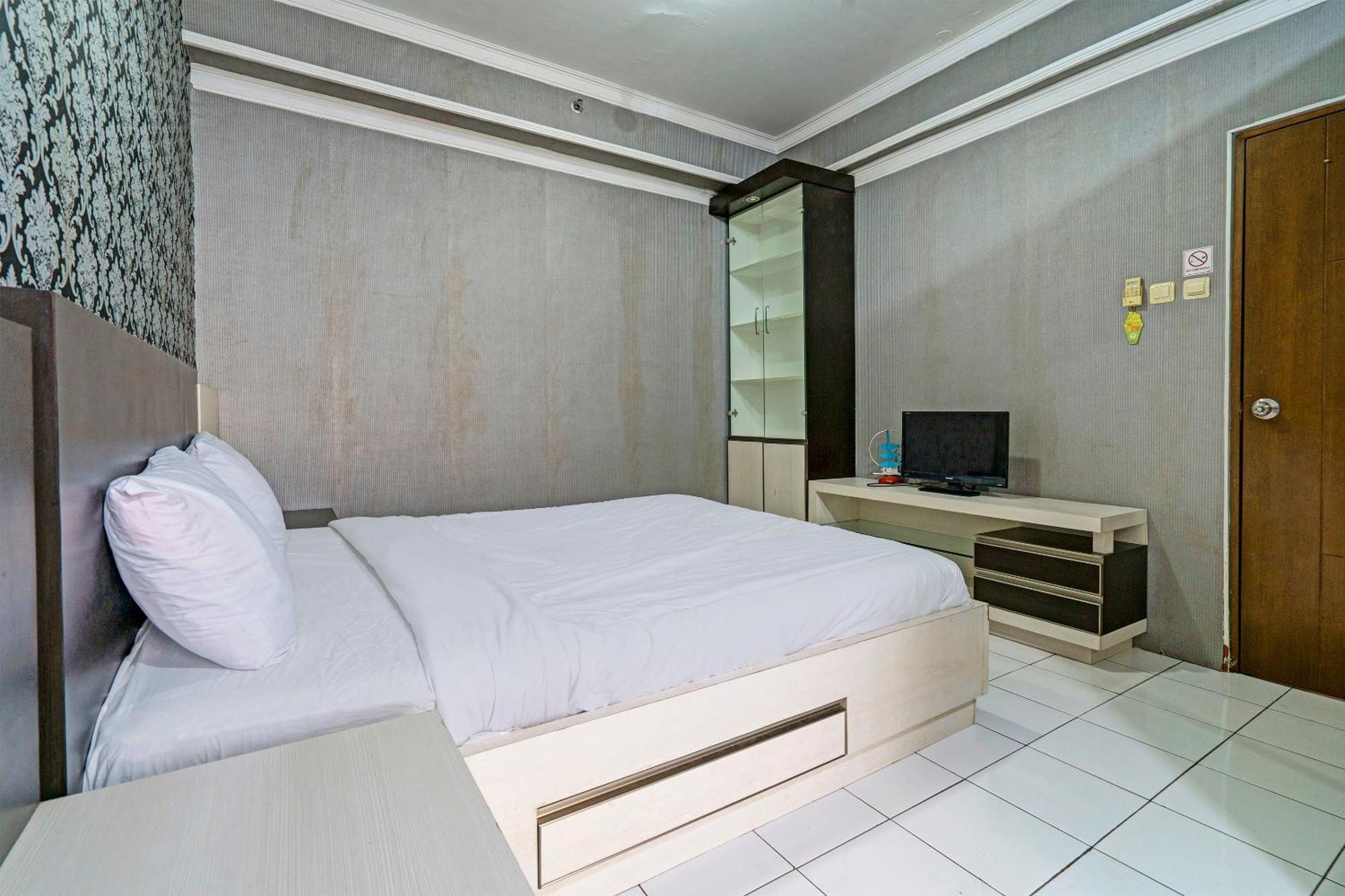 Oyo Life 92718 Gateway Cicadas Hotel