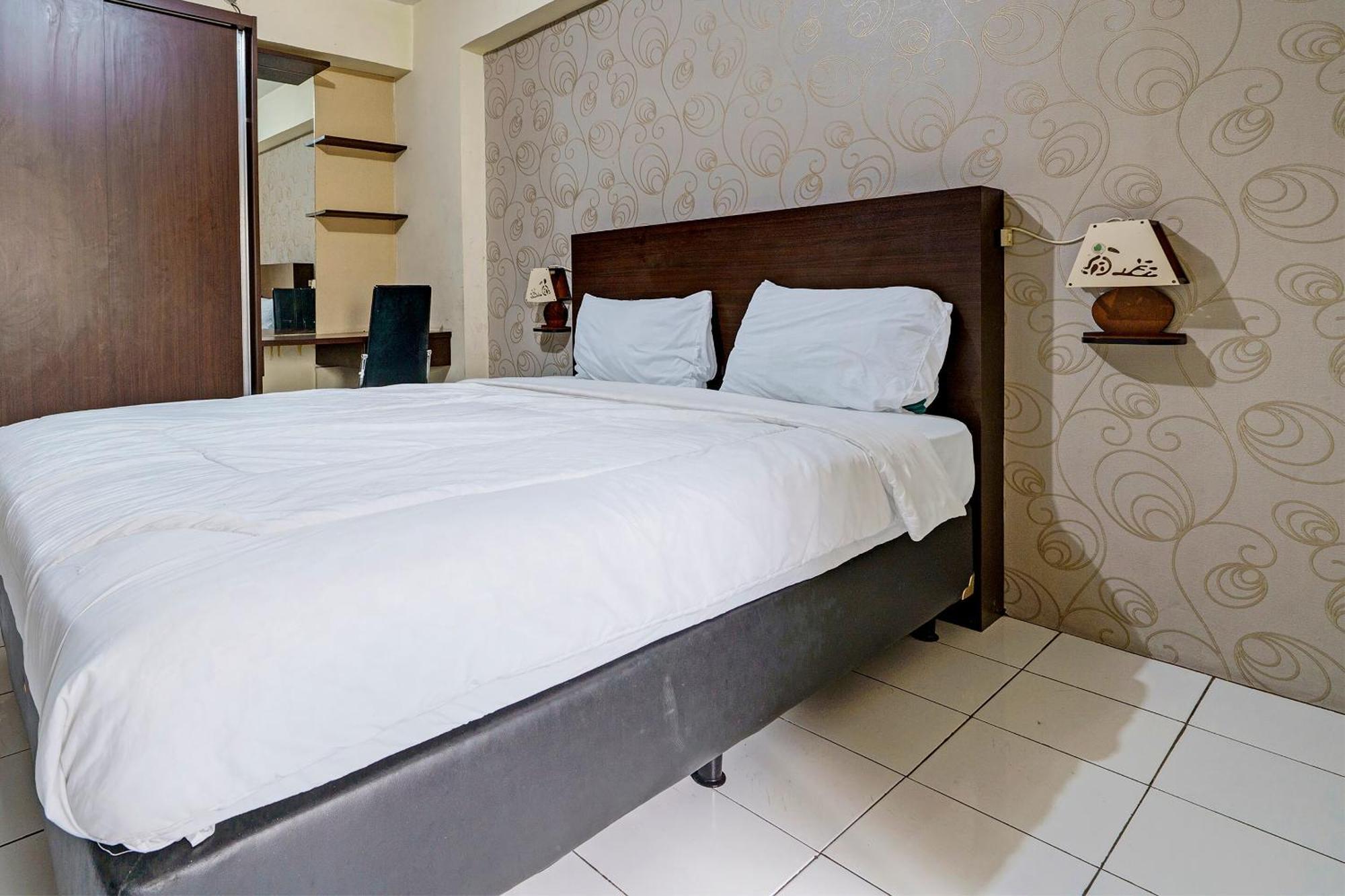 Oyo Life 92718 Gateway Cicadas 2* Bandung